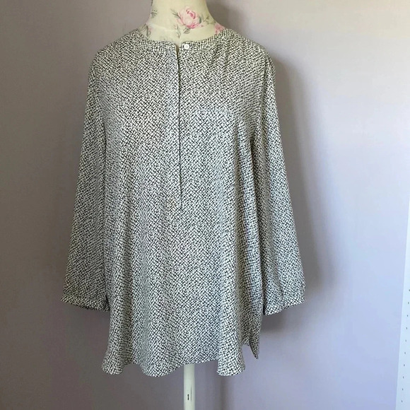 NYDJ printed blouse size Large - Picture 1 of 15